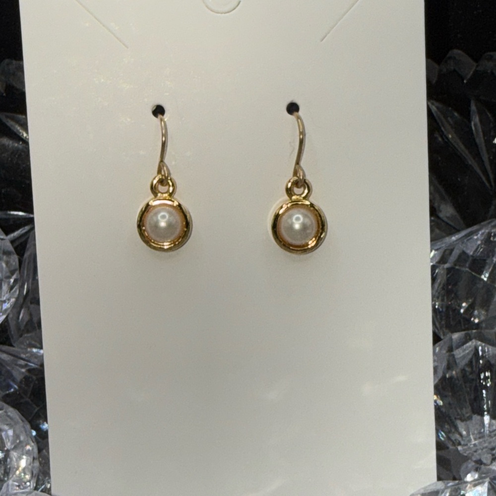 Gold and Pearl Dangle Earrings
